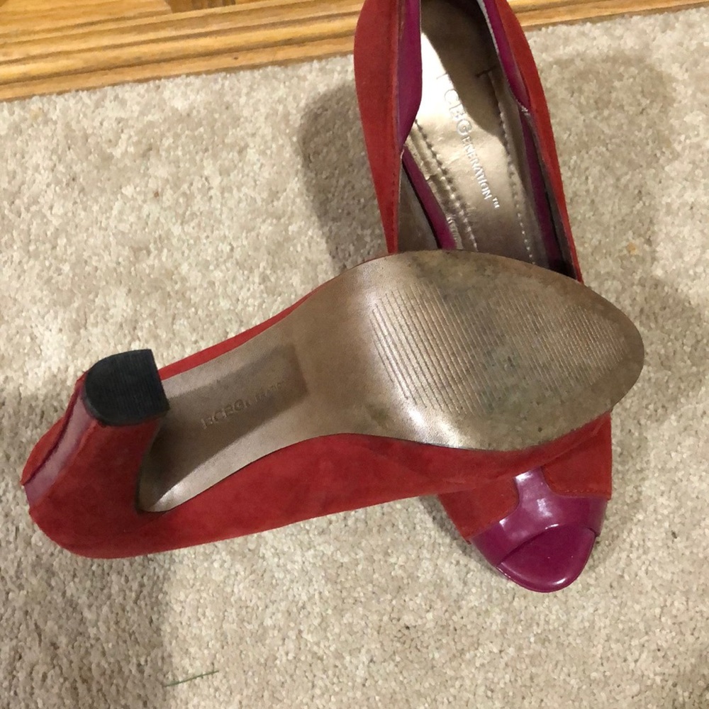 Bcbgeneration Red Pumps - image 3
